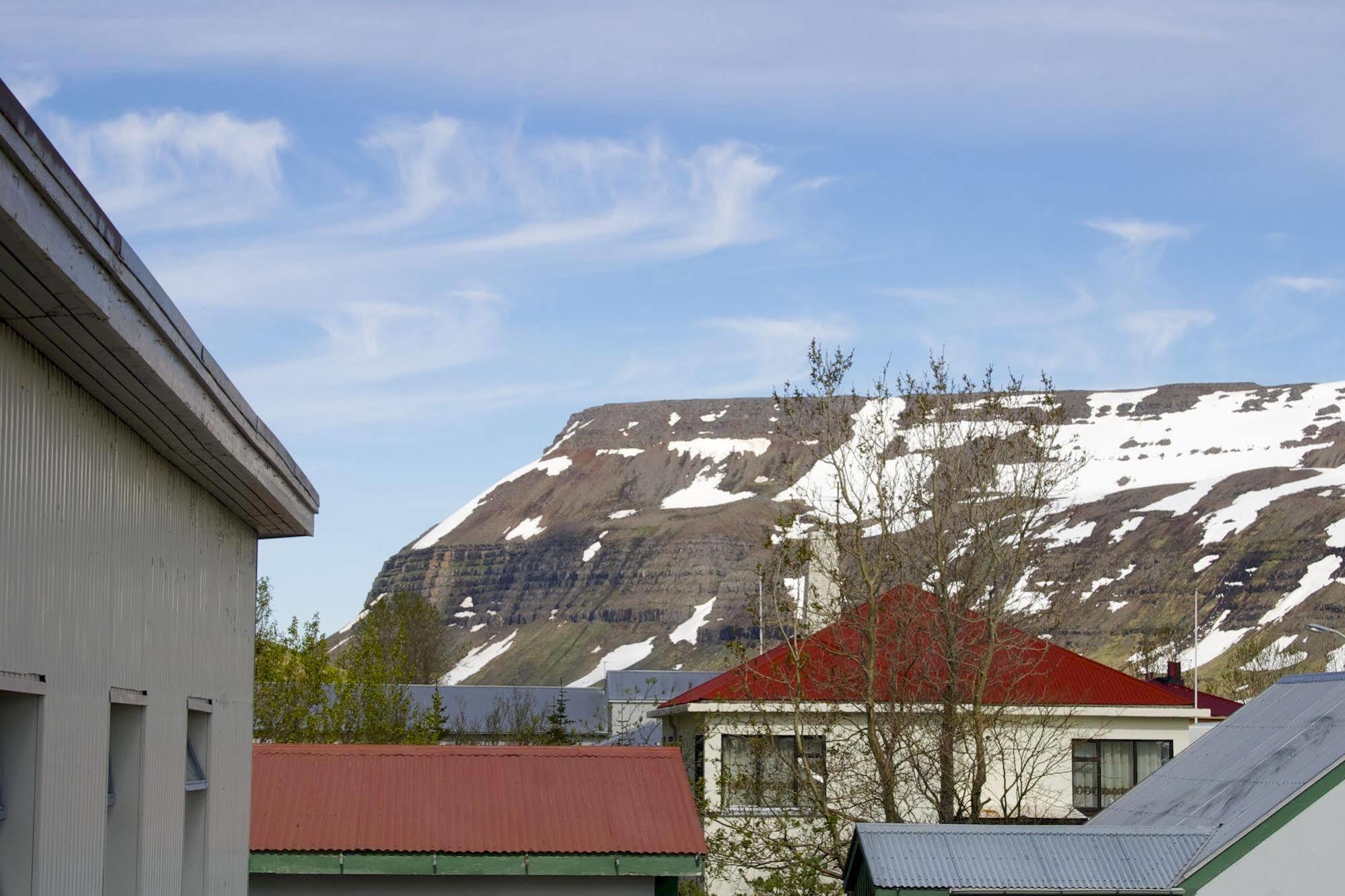 Comfy Guesthouse Westfjords Sudureyri Exterior foto